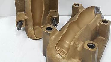 Mould left leg bronze